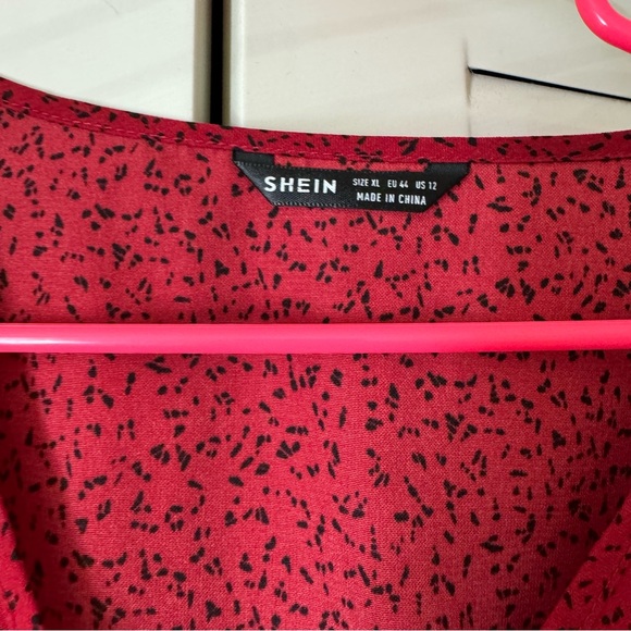 Ruffle Hem Peplum Blouse in Red - Picture 6 of 8